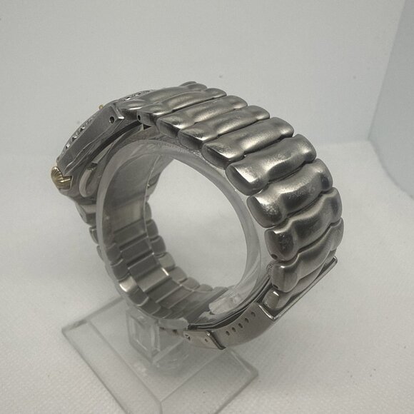 ESQ by Movado FREEDOM Women's Watch Swiss Quartz Two-Tone Bracelet WR 100m - Picture 5 of 15